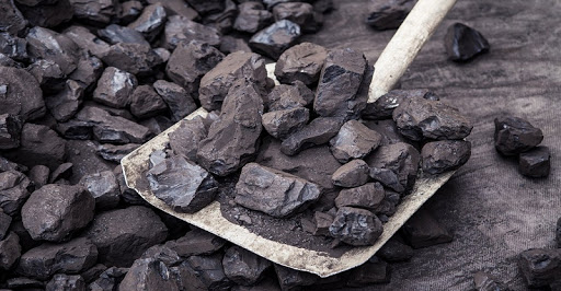 Cách các thành phần hóa học ảnh hưởng đến việc sử dụng than đá trong sản xuất và công nghiệp
